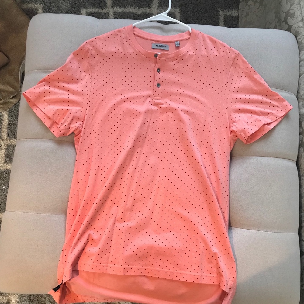 Kenneth Cole T Shirt